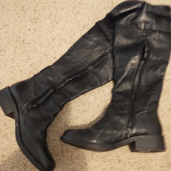 Steve Madden knee high leather boots - Picture 1 of 5